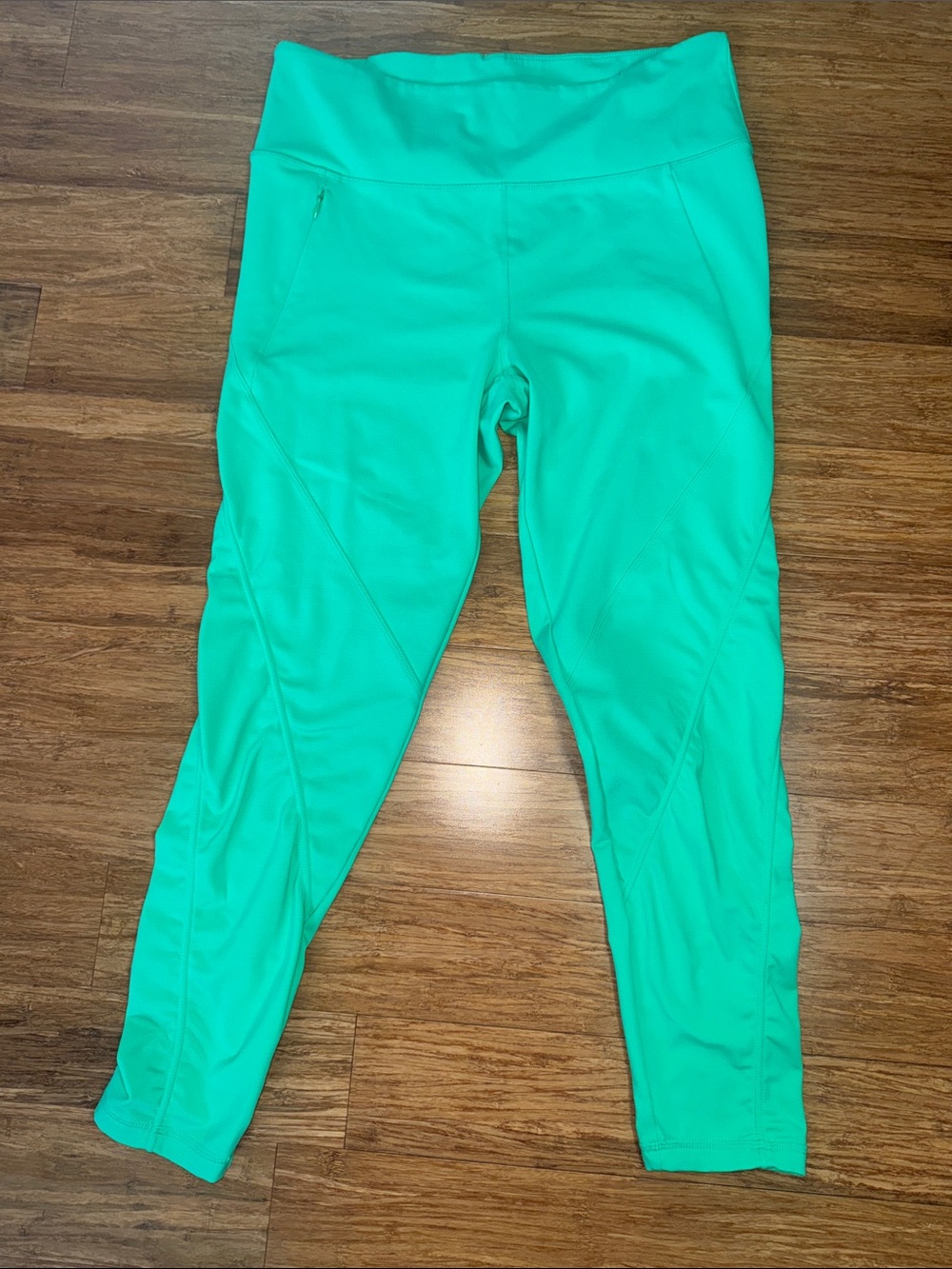 XL Lilly Pulitzer Luxletic Weekender Leggings in Agave